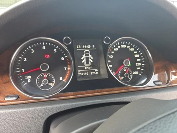 Авто Volkswagen Passat Hatchback 2012 № 8238307