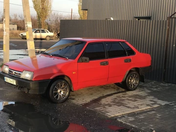 Авто ВАЗ 21099 1994 № 8238310