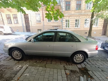 Авто Audi A4 1998 № 8238311
