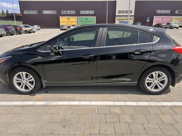Авто Chevrolet Cruze 2017 № 8238501