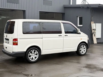 Авто Volkswagen Transporter 2004 № 8238522