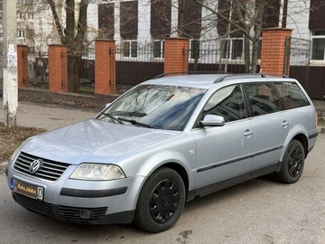 Авто Volkswagen Passat Variant 2003 № 8238625