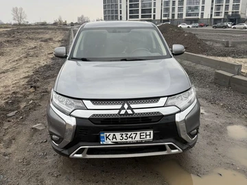 Авто Mitsubishi Outlander 2021 № 8238636