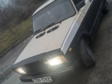 Авто ВАЗ 2107 1995 № 8238838