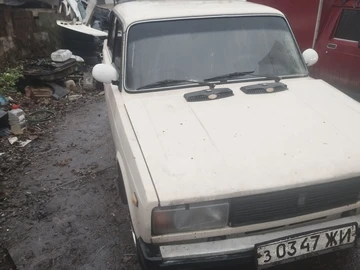 Авто ВАЗ 2105 1990 № 8238876