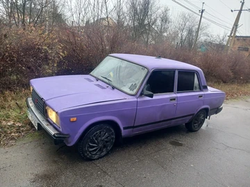 Авто ВАЗ 2107 1991 № 8238931
