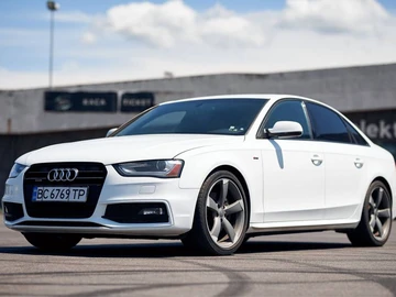 Авто Audi A4 2014 № 8239068