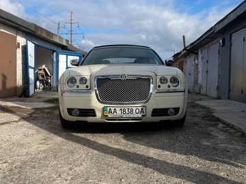 Авто Chrysler 300C 2008 № 8239384