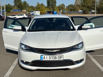 Авто Chrysler 200 2015 № 8239566
