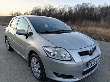 Авто Toyota Auris 2008 № 8239573