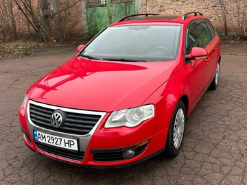 Авто Volkswagen Passat Variant 2005 № 8239644