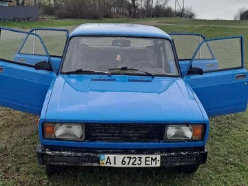 Авто ВАЗ 2105 1999 № 8239775