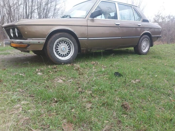 Авто BMW 5 Серия 1980 № 8239788