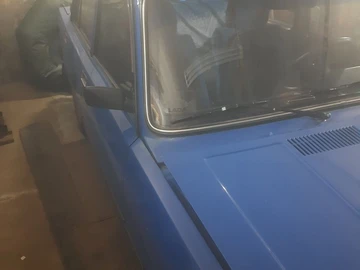Авто ВАЗ 2105 1999 № 8239801
