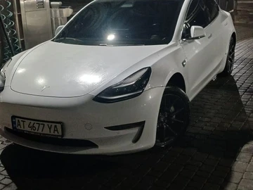 Авто Tesla Model 3 2018 № 8239843