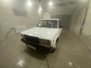 Авто ВАЗ 2107 1988 № 8239961