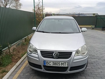 Авто Volkswagen Polo 2006 № 8240035