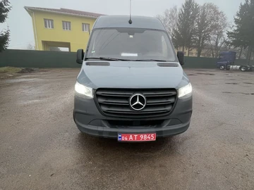 Авто Mercedes Mb 2020 № 8240043
