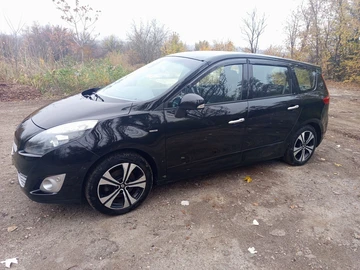 Авто Renault Grand Scenic 2011 № 8240057