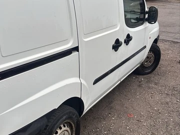 Авто Fiat Doblo 2004 № 8240192