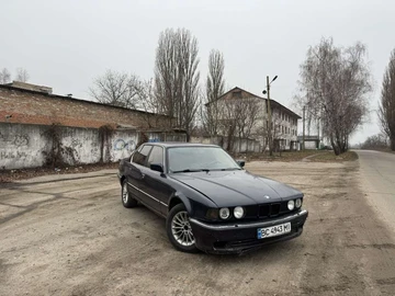 Авто BMW 7 Серия 1987 № 8240218