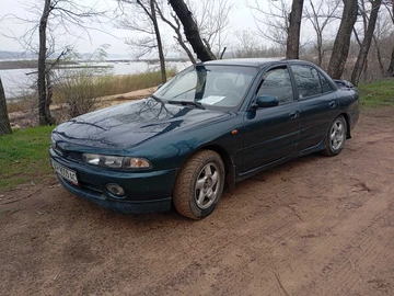 Авто Mitsubishi Galant 1993 № 8240640
