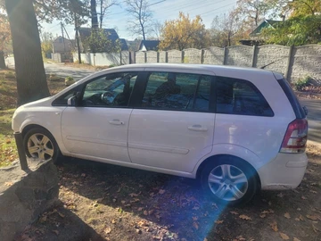 Авто Opel Zafira 2009 № 8240705