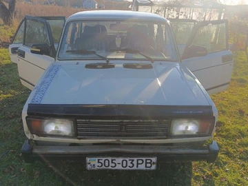 Авто ВАЗ 2105 1984 № 8240771