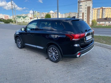 Авто Mitsubishi Outlander 2017 № 8240782