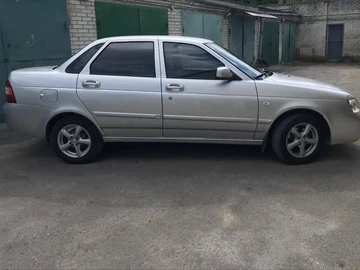 Авто ВАЗ 2172 Priora 2011 № 8240783