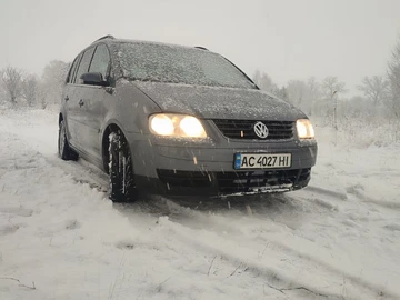 Авто Volkswagen Touran 2004 № 8240914