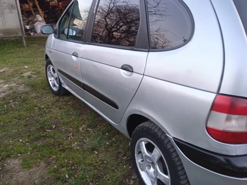 Авто Renault Scenic 2000 № 8240926