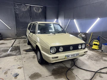 Авто Volkswagen Golf 1987 № 8240995