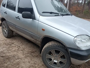 Авто Chevrolet Niva 2008 № 8240997