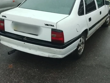 Авто Opel Vectra 1994 № 8241225