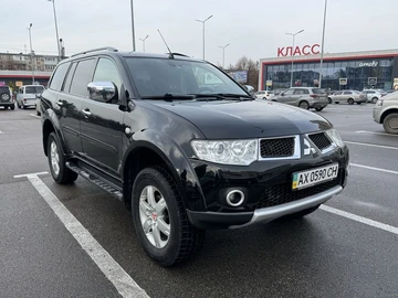 Авто Mitsubishi Pajero Sport 2010 № 8241240