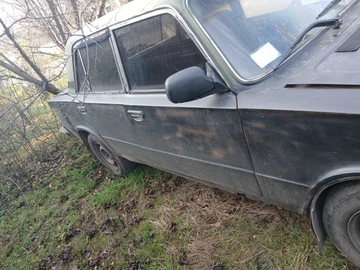 Авто ВАЗ 2103 1976 № 8241411