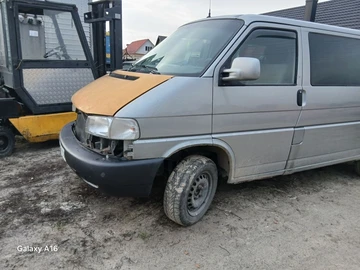 Авто Volkswagen Caravelle 2001 № 8241488
