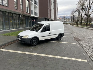 Авто Opel Combo 2004 № 8241522