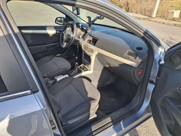 Авто Opel Astra 2008 № 8241535