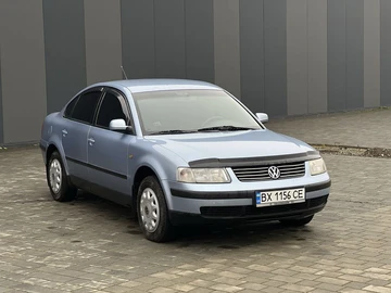 Авто Volkswagen Passat Sedan 2000 № 8241656