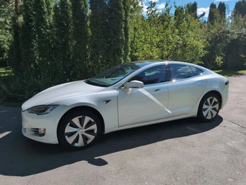 Авто Tesla Model S 2020 № 8241681