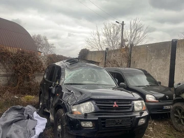 Авто Mitsubishi Pajero 2002 № 8241744