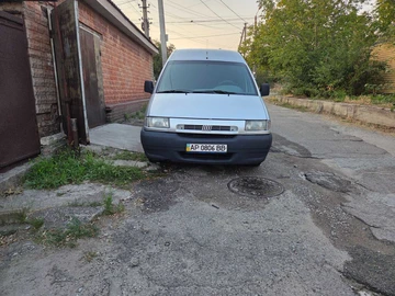 Авто Fiat Scudo 2000 № 8241947