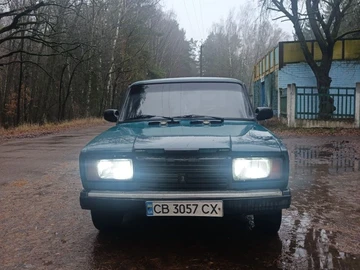Авто ВАЗ 2107 1998 № 8241955