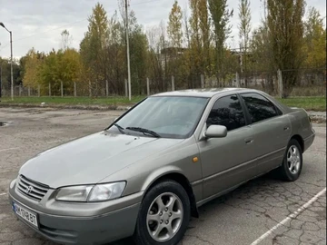 Авто Toyota Camry 1998 № 8242029