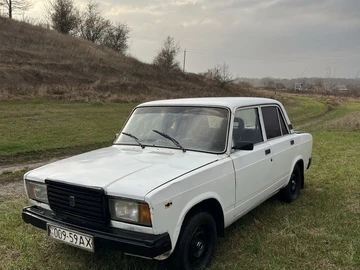 Авто ВАЗ 2107 1989 № 8242063