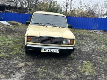 Авто ВАЗ 2107 1985 № 8242064