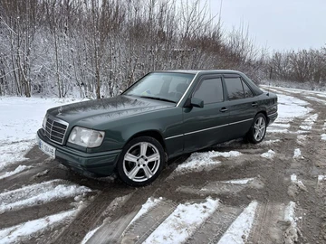 Авто Mercedes W124 1995 № 8242069