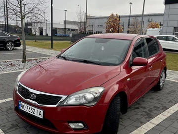 Авто KIA Cee X27 D 2010 № 8242198